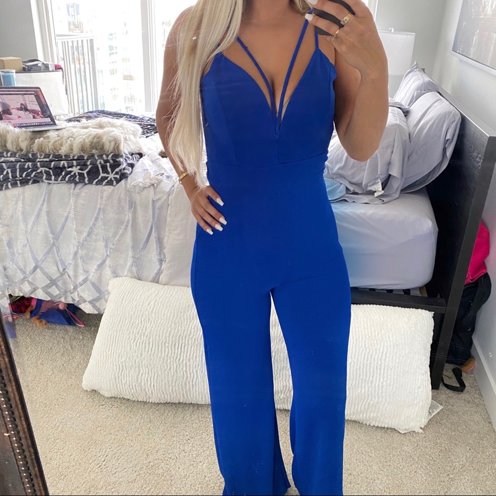 SOLD❌❌❌ NWOT royal blue backless jumpsuit